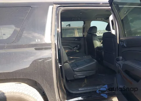 2017 Chevrolet Suburban Lt z USA, uszkodzony, nr VIN 1GNSCHKC2HR376722